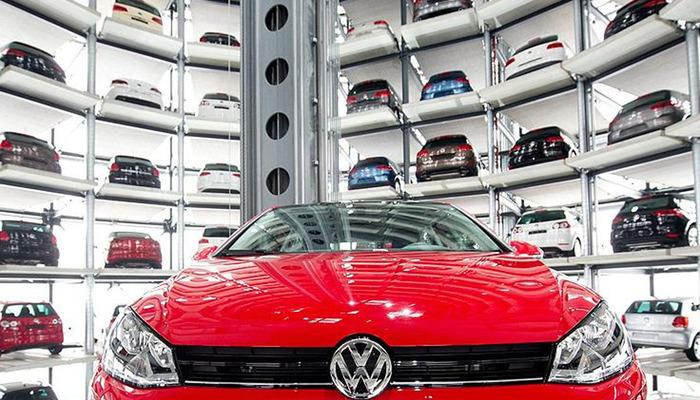 Volkswagen'den acı haber! Fabrikalarını kapatabilir