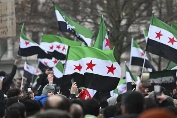 ABD’nin kararı Suriye’deki yaptırımları ortadan kaldırmak için kutlandı
