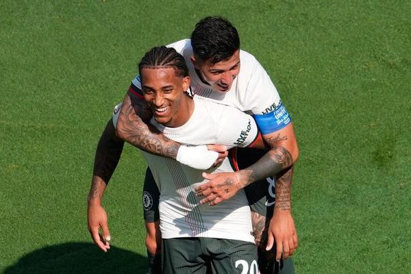 Chelsea’nin yeni transferi Joao Pedro, Kulüp Dünya Kupası’nın yarı finalinde zarif bir gol attı!