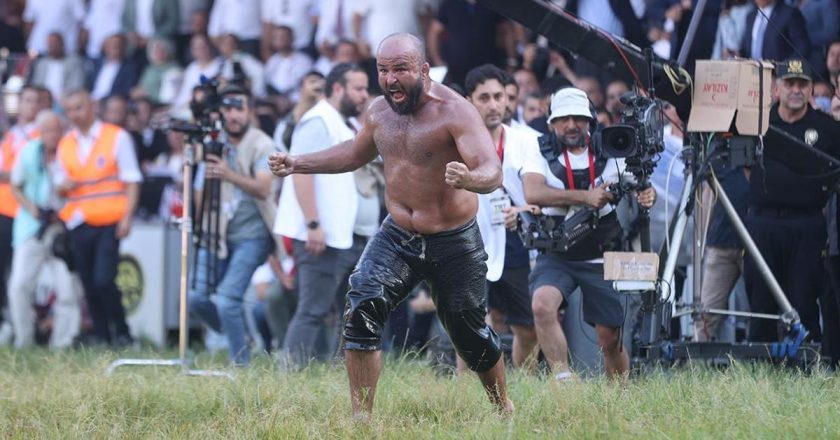 Kirkpınar’ın altın kuşağının sahibi Orihan Okulu oldu