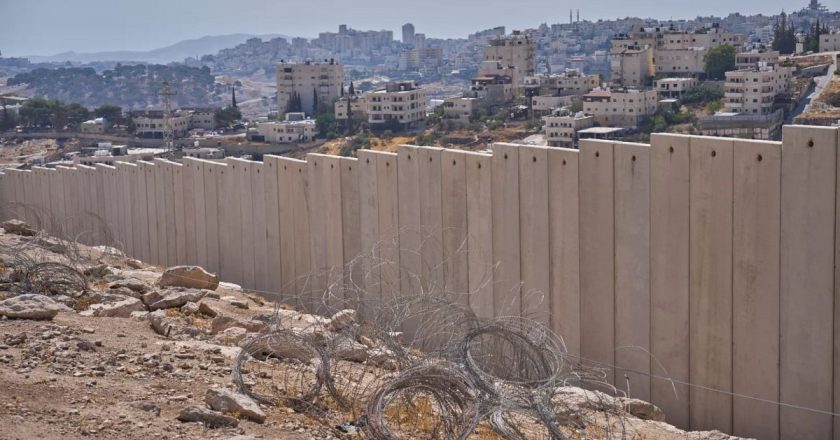 Netanyahu, Batı Şeria’nın yerleşim planını imzaladı: “Filistin olmayacak”