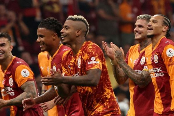 Galatasaray’ın Şampiyonlar Ligi takımı resmi olarak duyuruldu! İşte Frankfurt’a gidecek ekip … Osimhen’in koşulları açıklandı