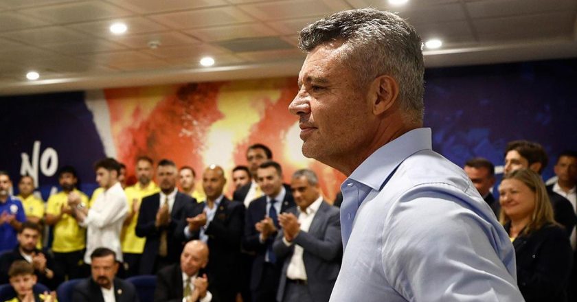 Fenerbahce Sadettin Saran’dan’ın yeni başkanı, oyunculara ilk sözler!