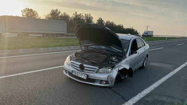 Yanlış yöne gidip kazaya karışan sürücü: