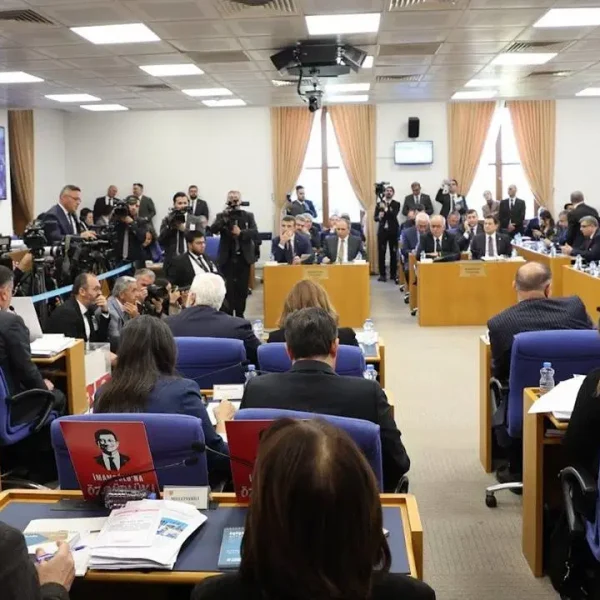 İçişleri Bakanlığı bütçe toplantısında bakan, tutuklu belediye başkanları ve yargılama nedeniyle eleştirildi: “AKP organize kötülük yapıyor” – Son Dakika Siyasi Haber