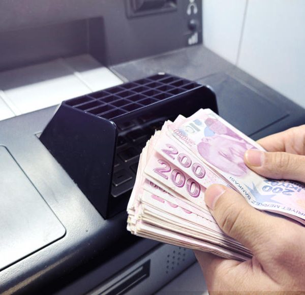 2026’da Memur ve Emekli Maaş Artışları: 5 Aylık Enflasyon Farkı Ne Getirecek?