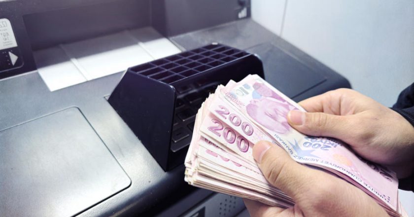 2026’da Memur ve Emekli Maaş Artışları: 5 Aylık Enflasyon Farkı Ne Getirecek?